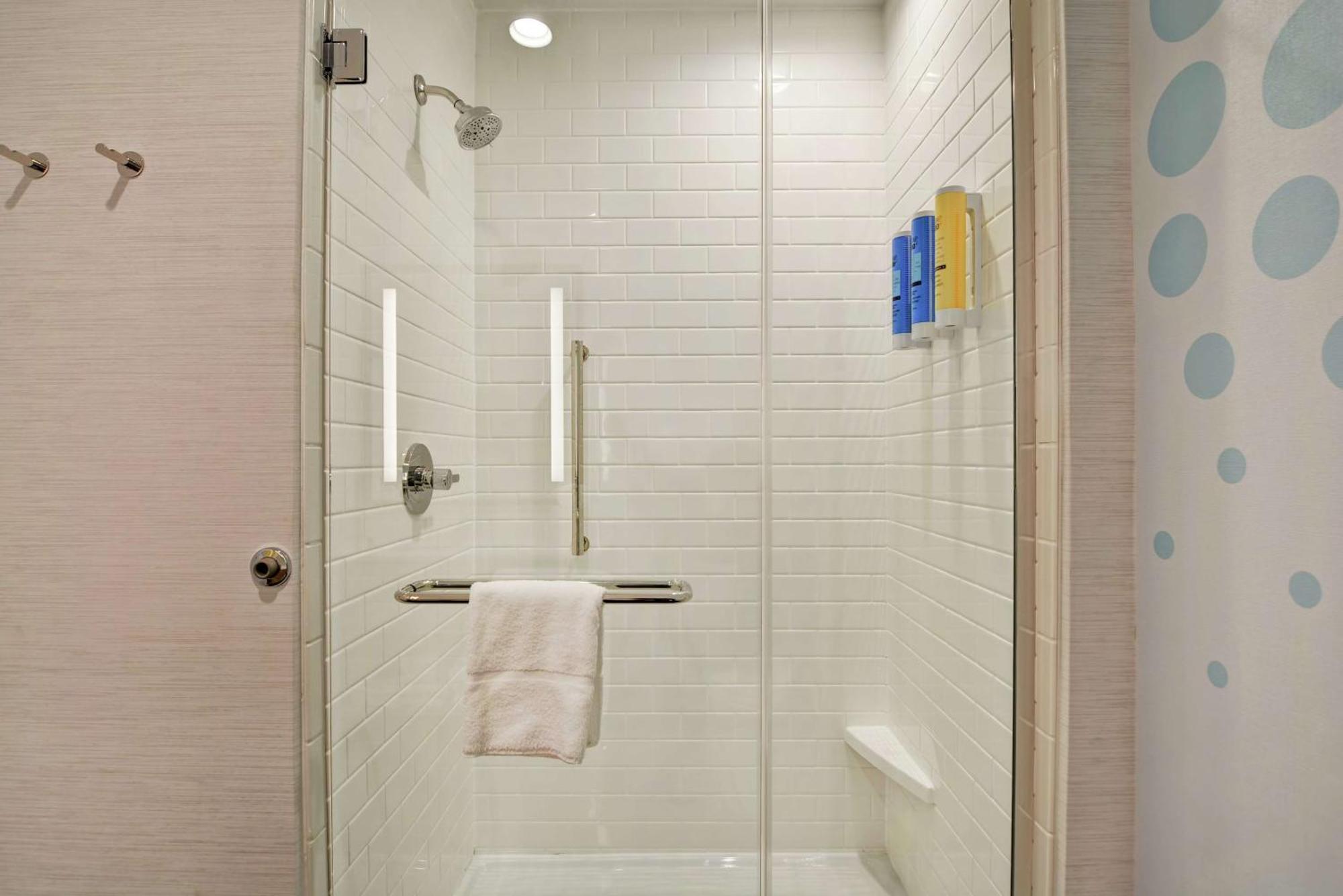 Hotel Tru By Hilton Richmond Esterno foto